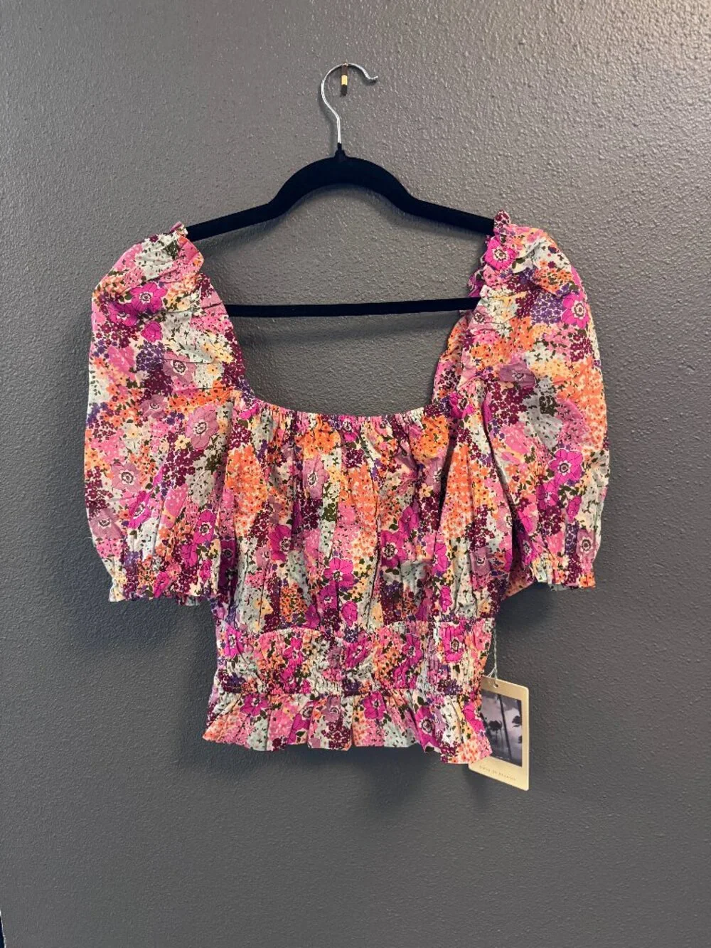 Birds of Paradis by Trovata Alize Smocked Floral Top - Picture 2 of 3